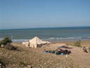 bivouac aan het strand